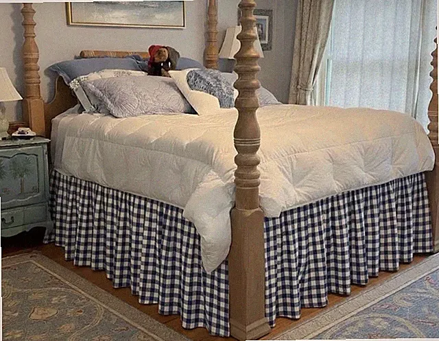 Queen Black Check European Pillow Shams, & Matching Bed split 21” Skirt, New!